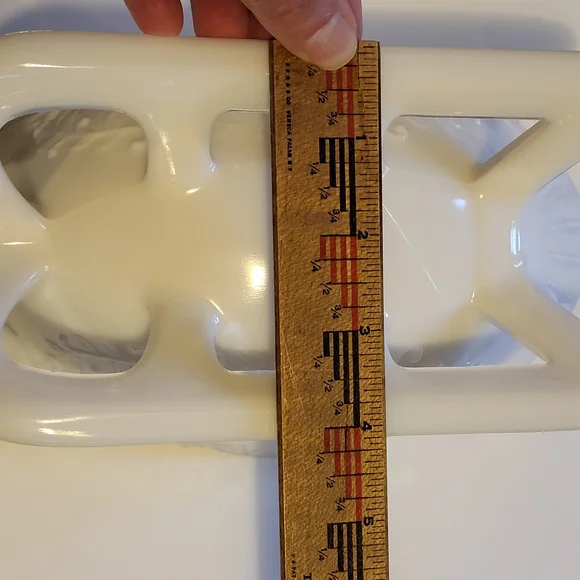 Westmoreland Milk Glass Sleigh Candy/Nut Dish - Picture 8 of 10